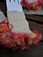 Hat and matching fingerless gloves - Image 2