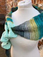 Crocheted linked scarf/shawl - Image 6