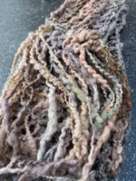 Hand produced wool scarf - Image 9