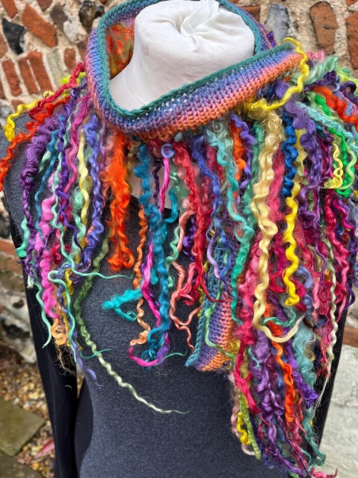 Funky boa - thesnugglyviking.com